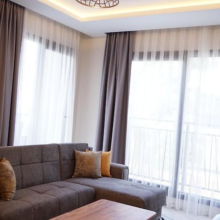 Lotus Apart Apartment Kuşadası Exterior photo